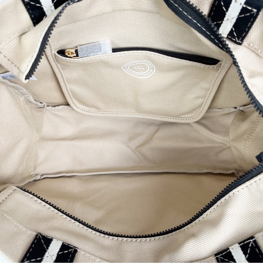 Marc Jacobs Tote Bag - Picture 6 of 9